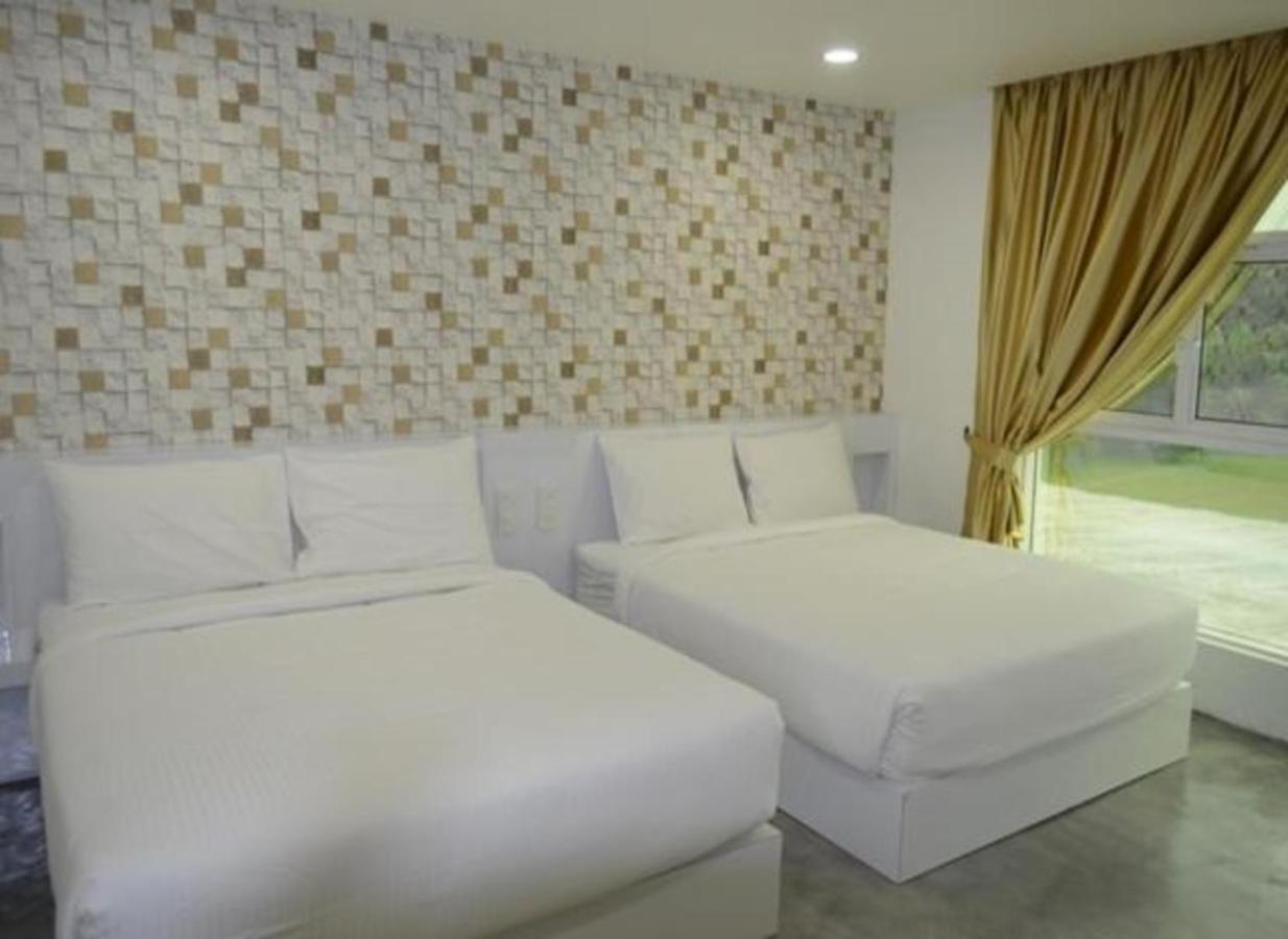 Sinar Eco Resort Kampong Bukit Panjang Buitenkant foto