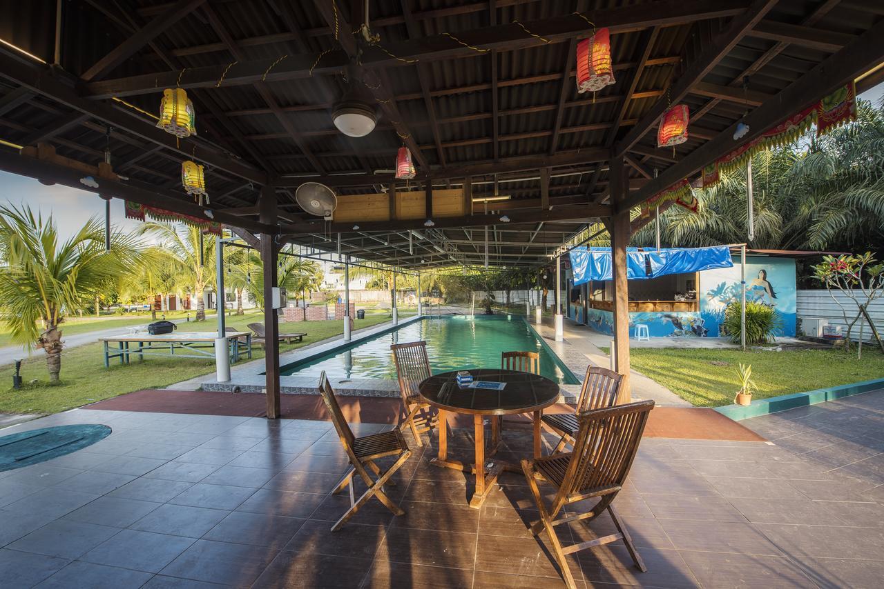 Sinar Eco Resort Kampong Bukit Panjang Buitenkant foto