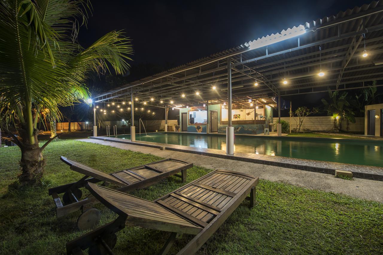 Sinar Eco Resort Kampong Bukit Panjang Buitenkant foto